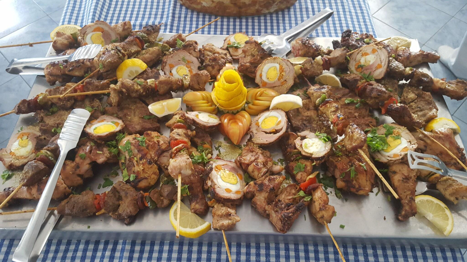 Food & Drinks 4, Chez Loutcha Residencial