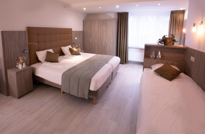 Bedroom 2, Hotel Atlanta Knokke, West-Vlaanderen