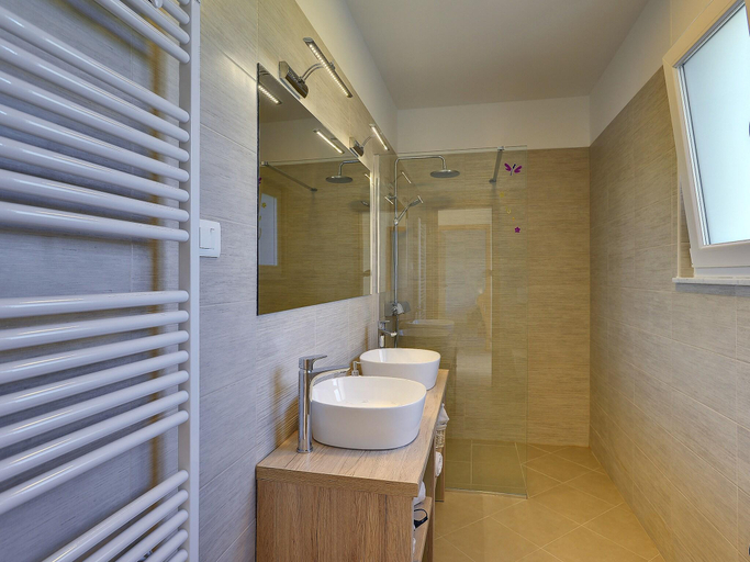 Bathroom 4, Holiday Home in Istria near Pula Beach, Vodnjan