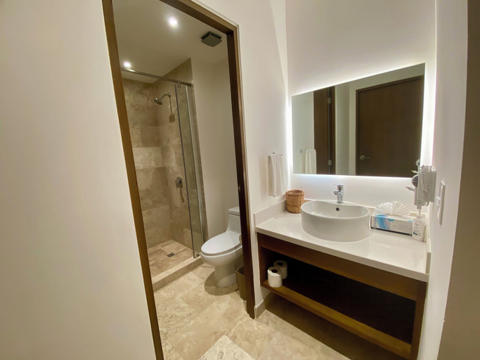 Bathroom 3, Ipana Siempre Playa Dowtown, Cozumel