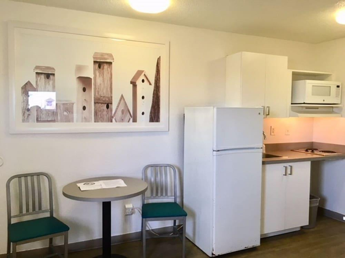 Others 4, InTown Suites Extended Stay North Charleston SC - Airport, Charleston