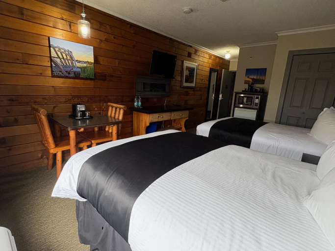 Bedroom 2, Bras d'Or Lakes Inn, Richmond