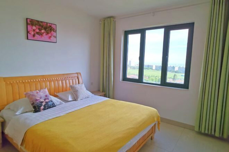 Bedroom 3, Yintan Shangdao Seaview Apartment, Beihai