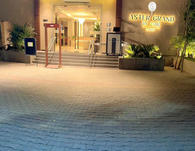 Exterior & Views 2, ASTER GRAND BY ZENQ SAKET, Delhi