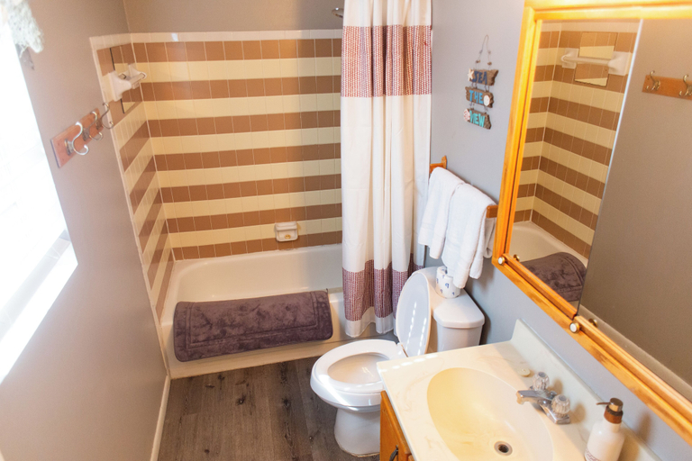 Bathroom 4, Navarre Beach Camping Resort, Santa Rosa