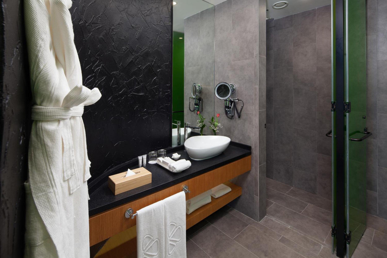 Bathroom 3, Al Khoory Sky Garden Hotel, Dubai