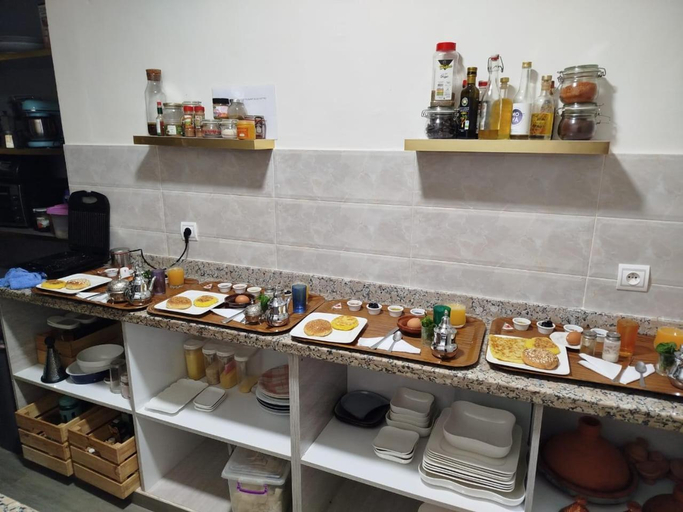 Food & Drinks 5, Surfiscamp