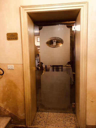 Bathroom, Corte Impero, Verona