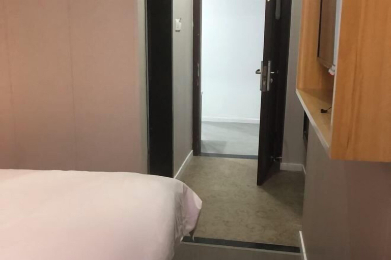 Bedroom 3, Fengxing Hostel, Shanghai