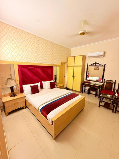 Others 2, New Pakeeza Hotel, Lahore