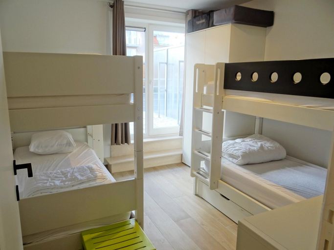 Bedroom 2, Apartment in Nieuwpoort Near the Beach, West-Vlaanderen
