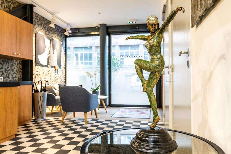 Public Area, Villa Eiffel Mademoiselle, Paris