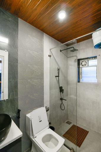 Room 2, 1BR in Calangute Near Top Attractions and Beaches, North Goa