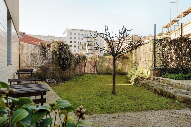 Others 5, Flora4 Flora Apartments, Studio on 2nd Floor, Porto