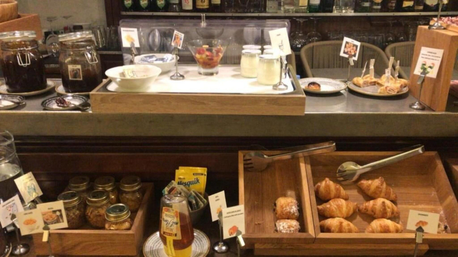 Food & Drinks 3, San Lorenzo, Baleares