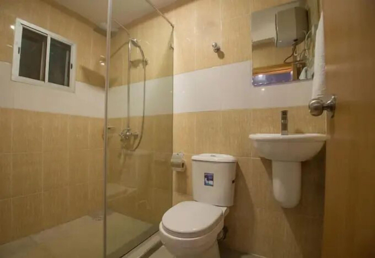 Bathroom 4, WAJE HOTEL, Shomolu