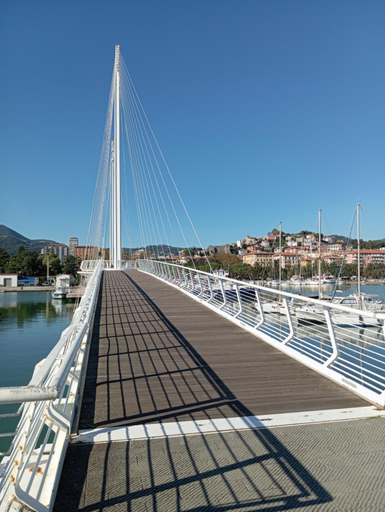 Others 5, Al molo 21, La Spezia