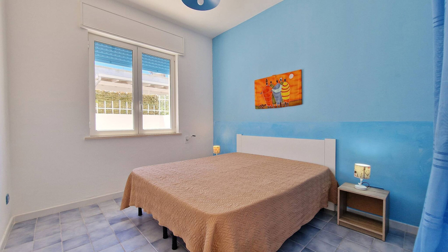 Room 2, Corte 1 in Residence With 4 Beds - 2 Bedrooms, Lecce