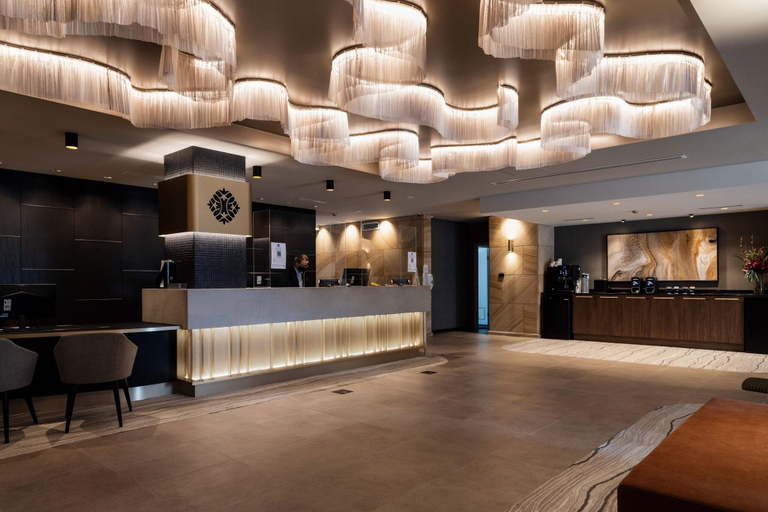 Public Area 4, The Executive Inn, Newcastle - Throsby