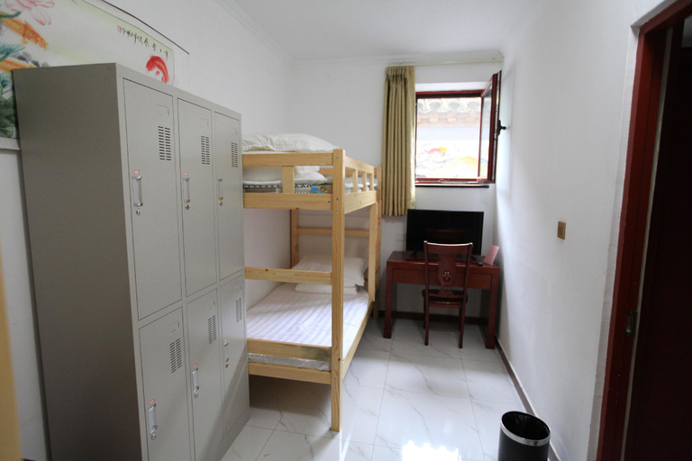 Bedroom 2, BeiJing ZhanTan Courtyard Hotel, Beijing