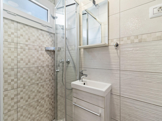 Bathroom 3, Mobile Home in Banjole near the Beach, Medulin