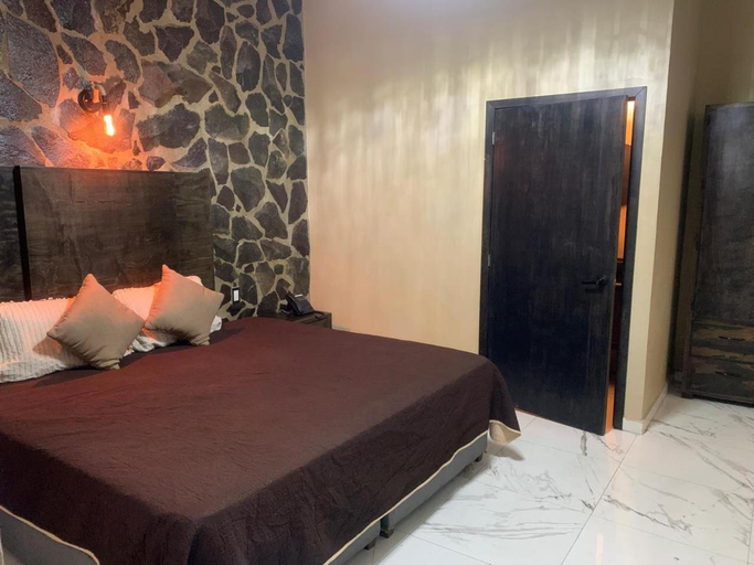 Bedroom 2, Kolombrini Hotel, Tlaquepaque