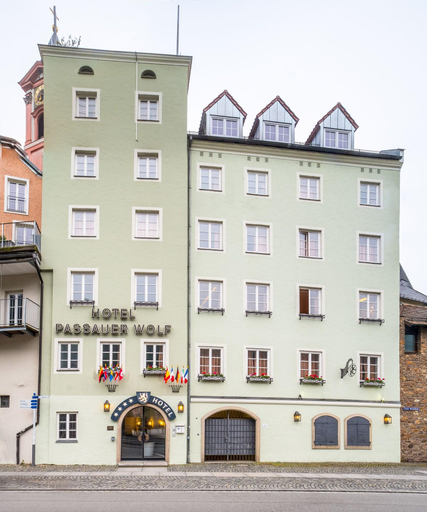 Exterior & Views 2, Hotel Passauer Wolf, Passau