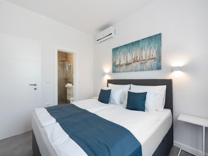 Bedroom 2, Villa on Adriatic Island with Pool, Vir