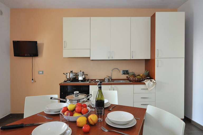 Room 3, Residence Arainn Ozan 2 Posti con Piscina Wifi, Lecce