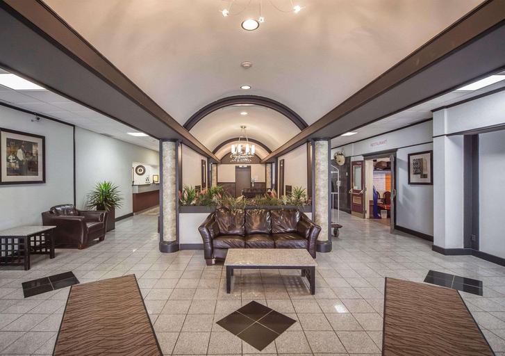 Public Area 2, Comfort Inn & Suites Downtown Edmonton, Division No. 11