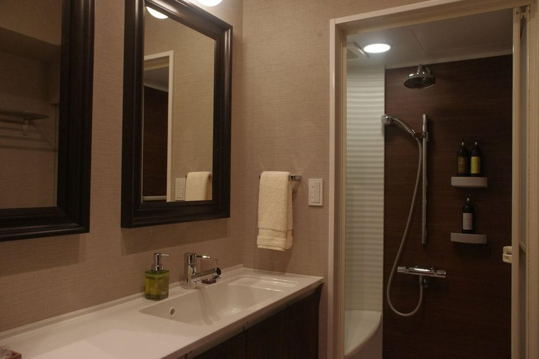 Bathroom 3, R&Run Kyoto Serviced Apartment & Suites, Kyoto