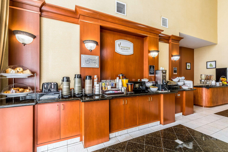 Food & Drinks 5, Sleep Inn & Suites Stafford, Fort Bend