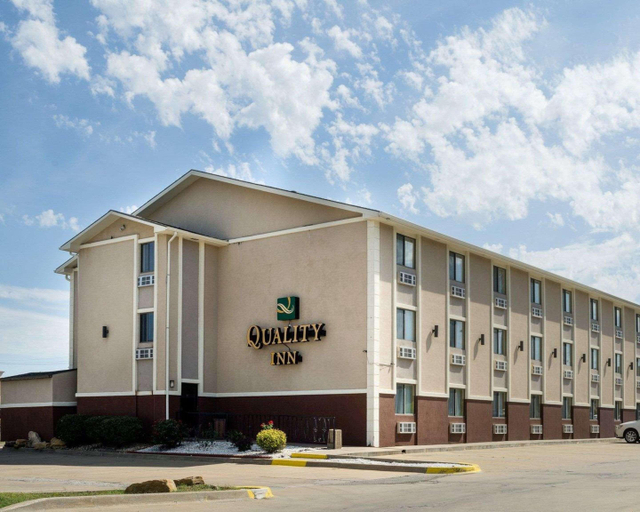 Exterior & Views 1, Quality Inn I-70 at Wanamaker, Shawnee