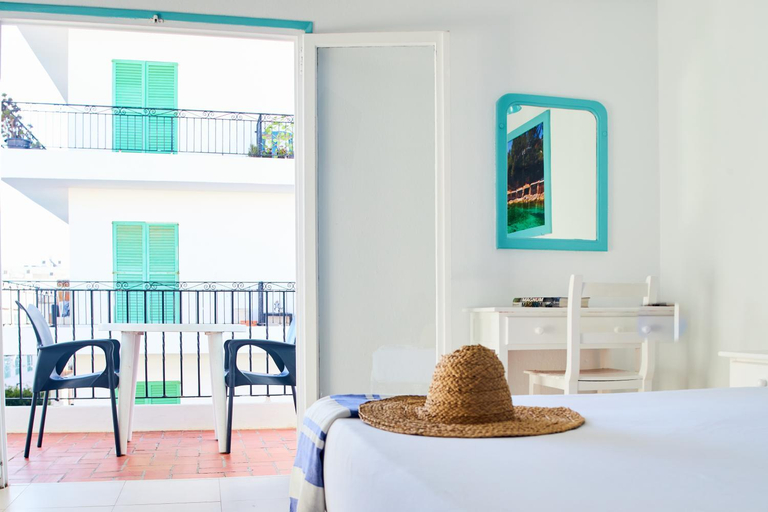 Others 5, Hostal Sunset Ibiza, Baleares