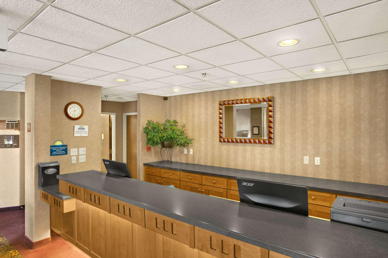 Public Area 3, Days Inn by Wyndham Rapid City, Pennington