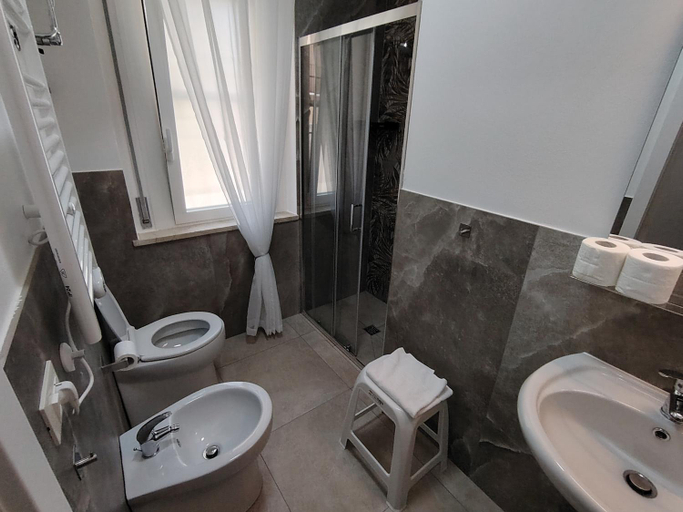 Bathroom 4, Hotel Romagna, Forli' - Cesena