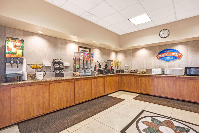 Food & Drinks 5, Baymont Inn & Suites Bremerton WA, Kitsap