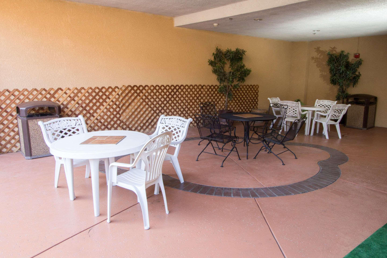 Exterior & Views 2, Comfort Suites Visalia Convention Center, Tulare