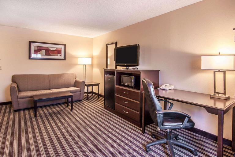 Bedroom 3, Quality Inn & Suites Vancouver - Hazel Dell, Clark