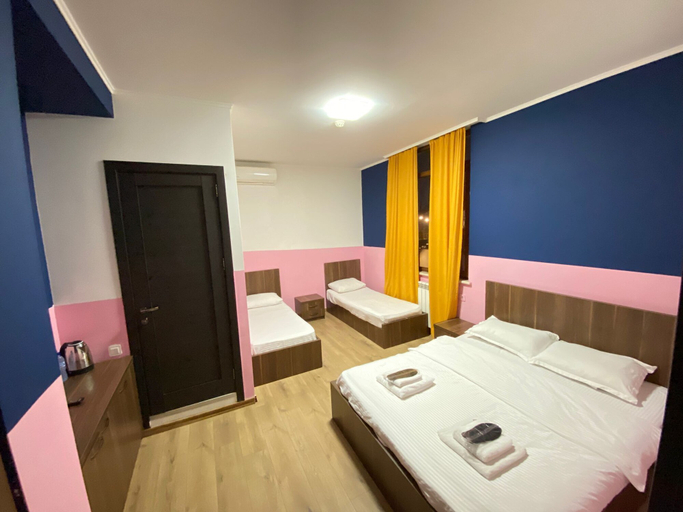Bedroom 2, Rostivan Hotel Ve Hostel, Batumi