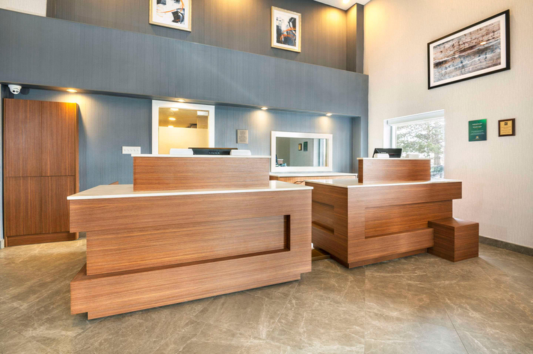 Public Area 3, Quality Suites Whitby, Durham