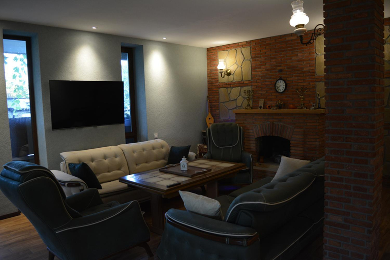 Others 3, Velio Guest House, Gurjaani