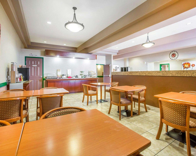 Others 4, Quality Inn & Suites Lethbridge, Division No. 2
