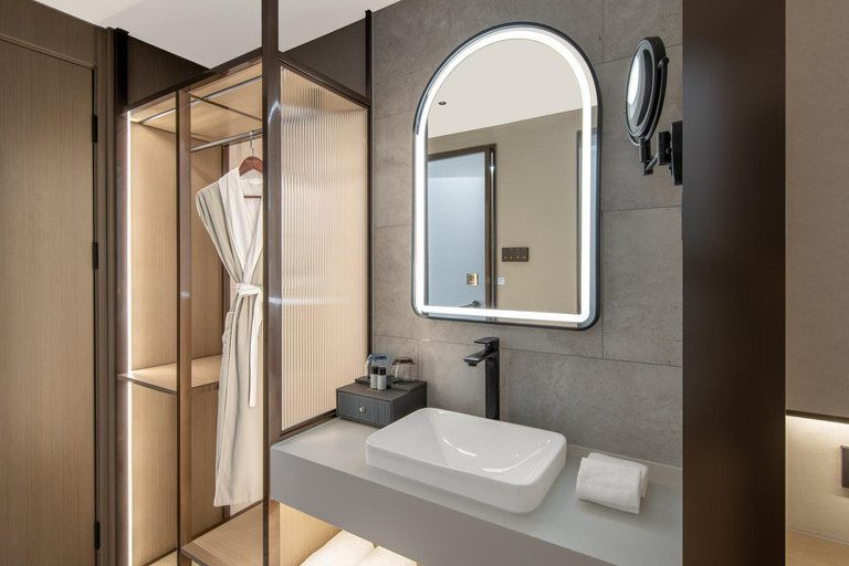 Bathroom 3, Enjoy Hotel（Sanlitun Tuanjiehu Subway Station Store）, Beijing
