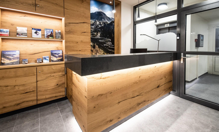 Public Area 2, Alpenhotel Schlüssel, Uri