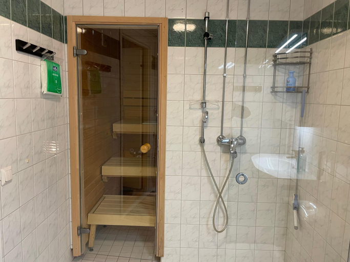 Others 4, Kotimaailma KotikaksioKirkkok saunalla, Päijänne Tavastia