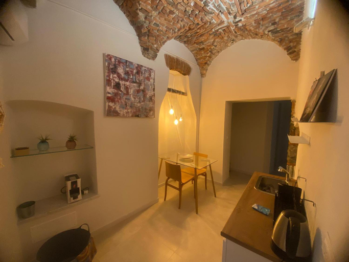 Others 3, Torrione Stella Rooms, La Spezia
