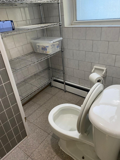 Room 5, Prime Murray Hill 2 BR Gem, New York