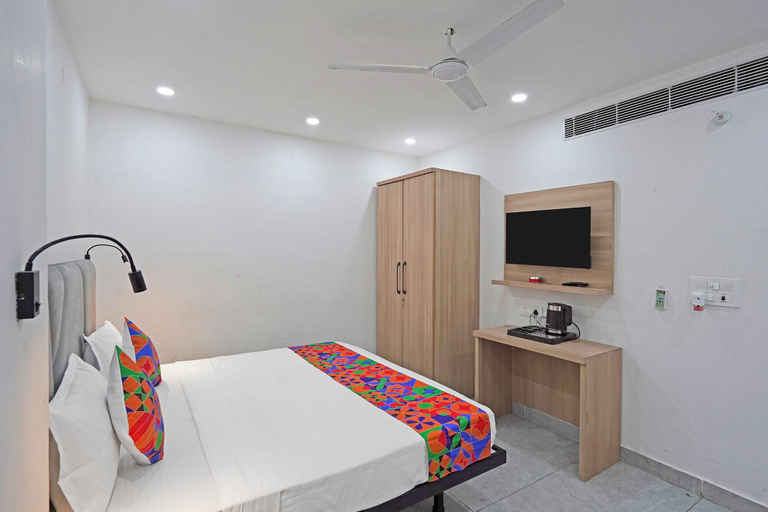 Bedroom 3, Fabhotel Grand Olive I, Gautam Buddha Nagar