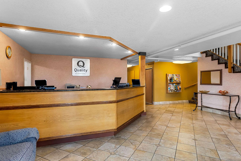 Public Area 2, Quality Inn & Suites Vancouver - Hazel Dell, Clark